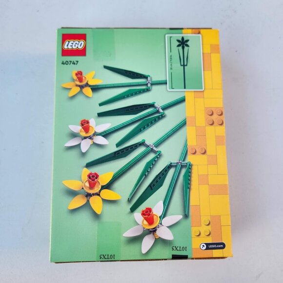 NEW LEGO Daffodils Flowers 40747 Building Set 216 Pieces Flower Botanical Collec - Picture 4 of 13